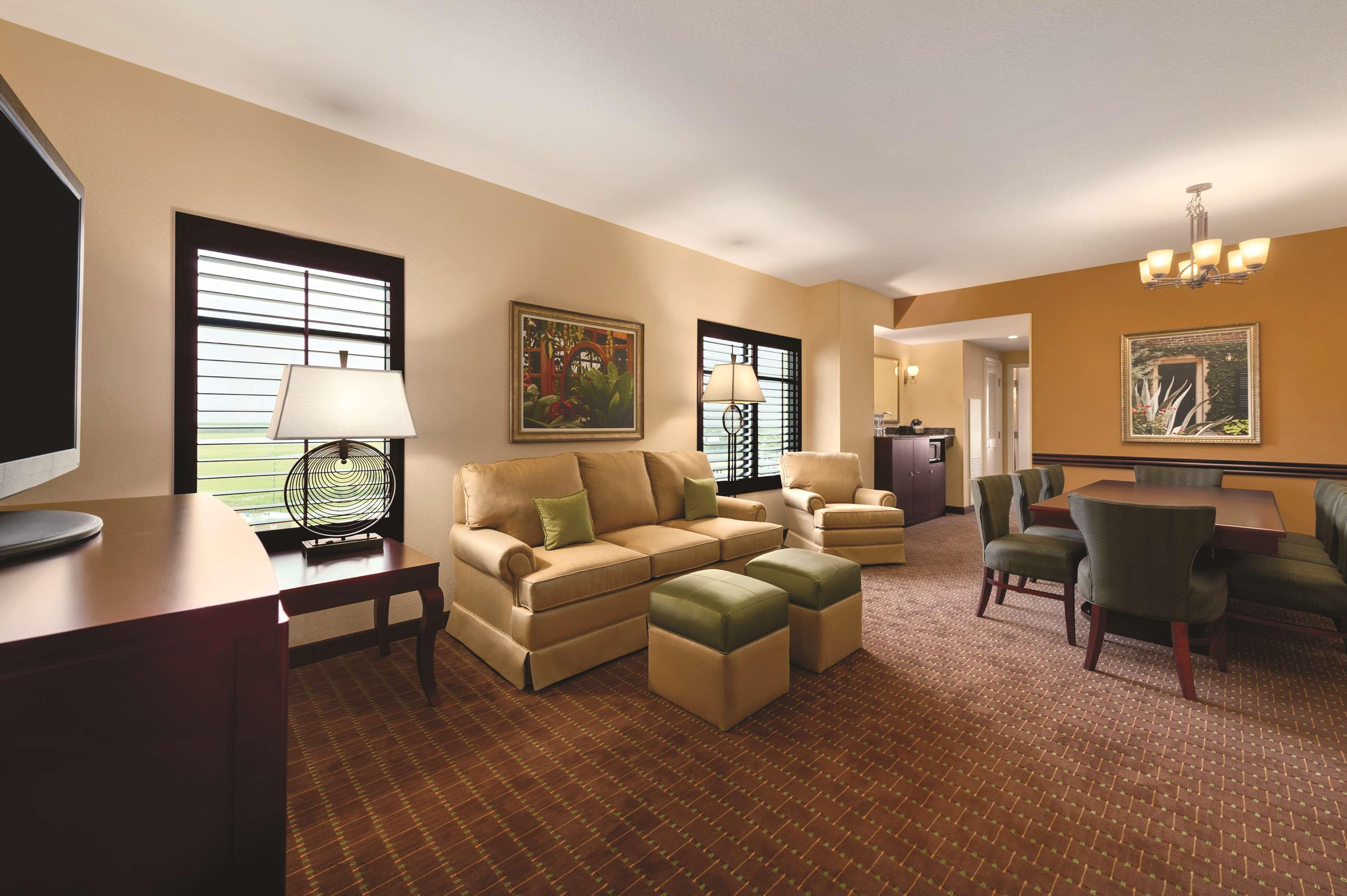 Embassy Suites By Hilton Orlando Lake Buena Vista South Kissimmee Exterior foto
